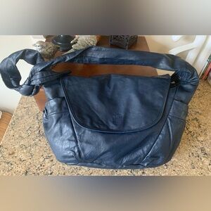 NWOT Crescent Navy Leather Slouchy Shoulder Bag